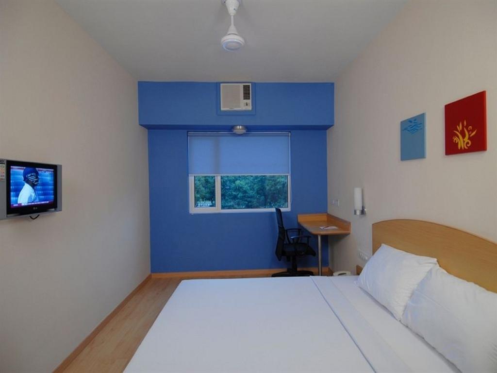 Hotel Manesar Γκουργκάον Εξωτερικό φωτογραφία